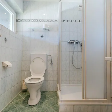 Contactless Self-Check-In - Villa Maria Theresia Bad Goisern Room photo