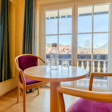 Contactless Self-Check-In - Villa Maria Theresia Bad Goisern Room photo