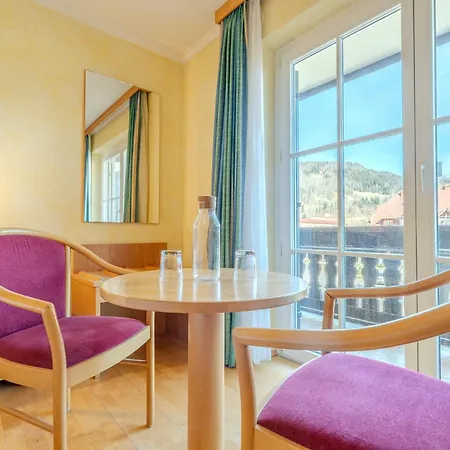 Contactless Self-Check-In - Villa Maria Theresia Bad Goisern Room photo