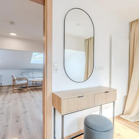 Contactless Self-Check-In - Villa Maria Theresia Bad Goisern Room photo
