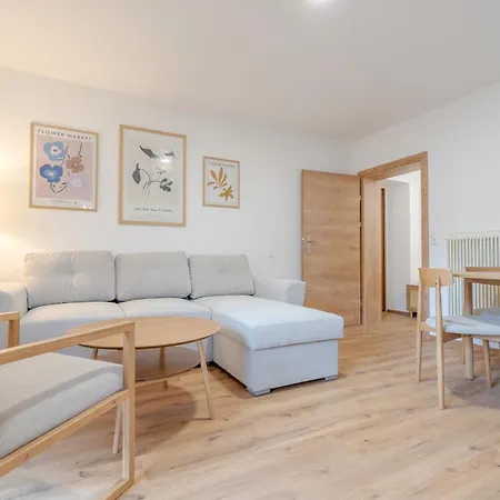 Contactless Self-Check-In - Villa Maria Theresia Bad Goisern Room photo