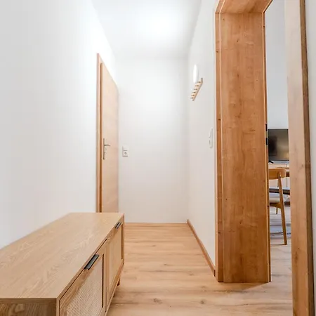 Contactless Self-Check-In - Villa Maria Theresia Bad Goisern Room photo