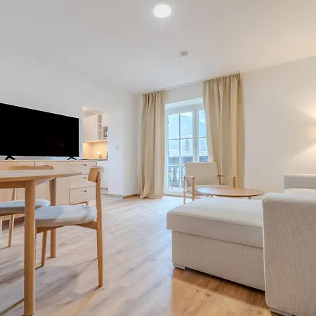 Contactless Self-Check-In - Villa Maria Theresia Bad Goisern Room photo