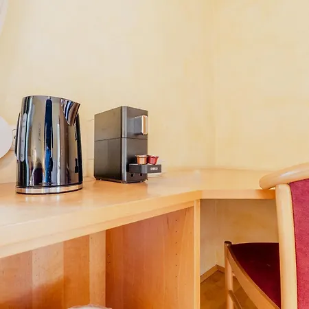 Contactless Self-Check-In - Villa Maria Theresia Bad Goisern Room photo