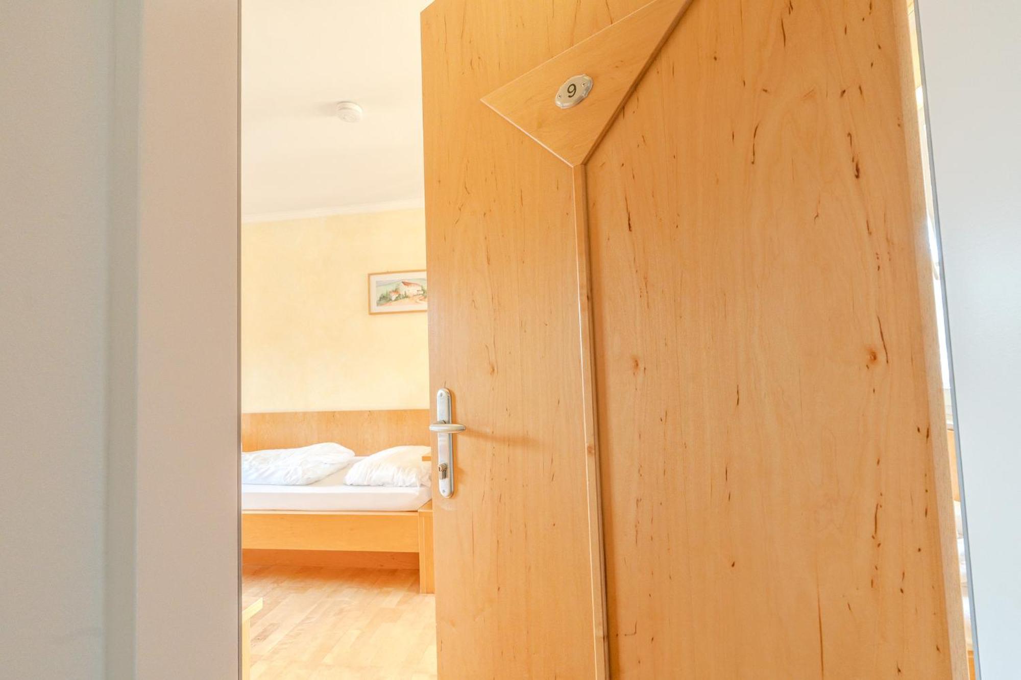 Contactless Self-check-in - Maria Theresia Apartment *