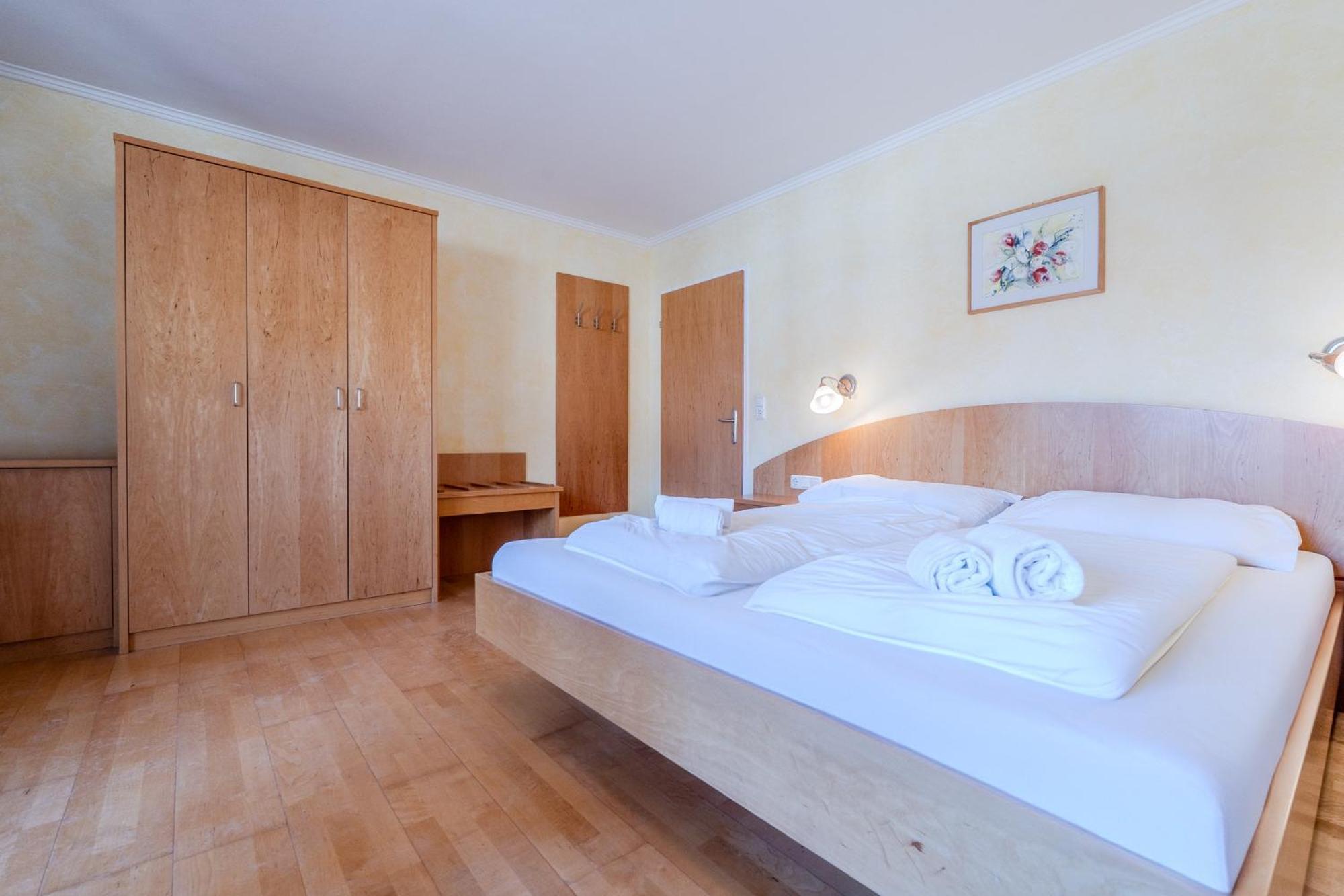 Contactless Self-check-in - Maria Theresia Apartment *