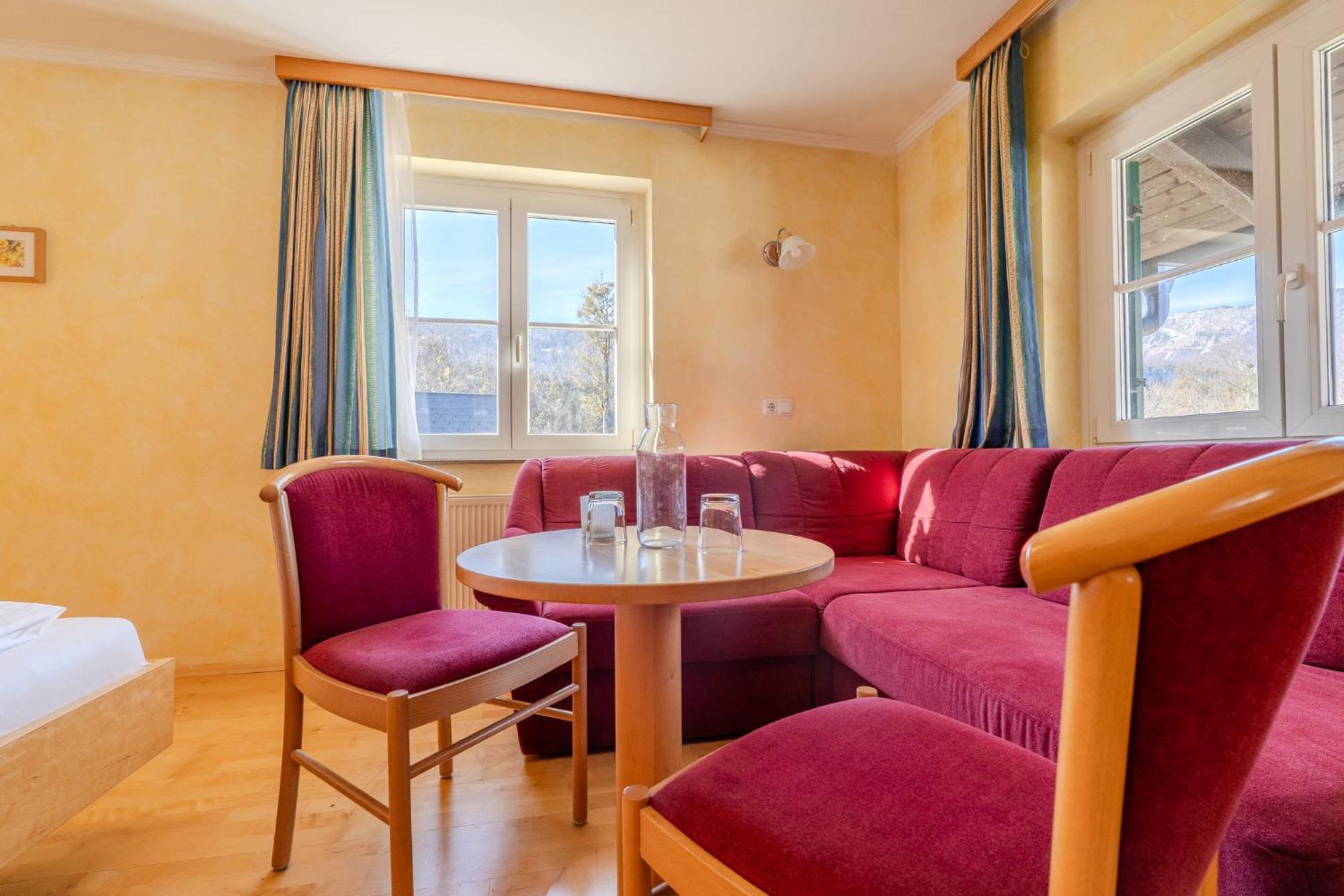 Apartment Contactless Self-check-in - Maria Theresia