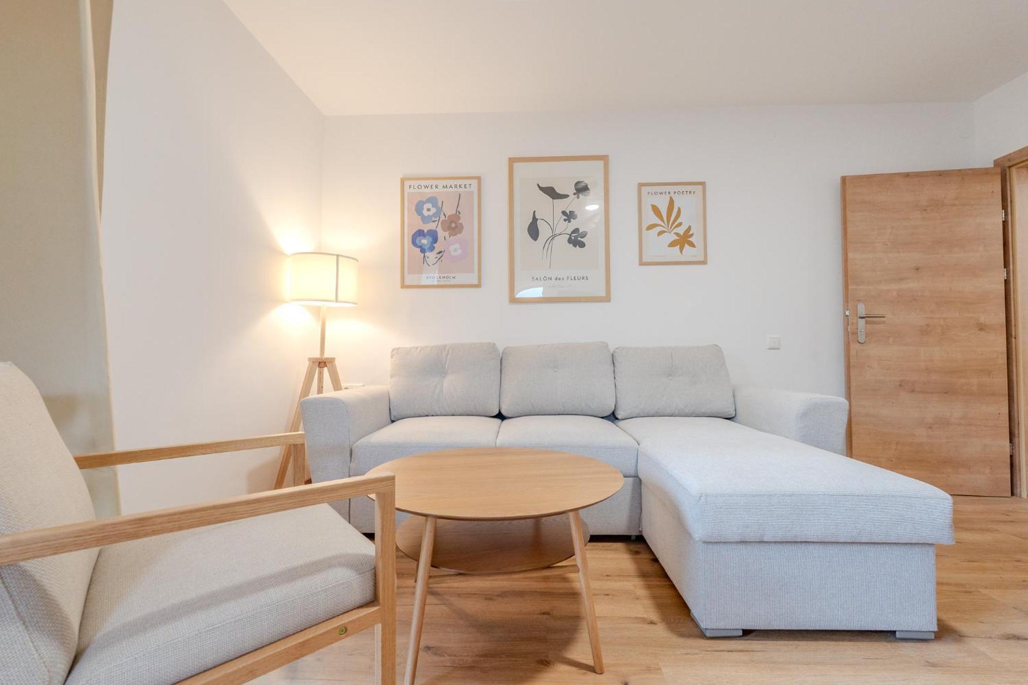 Apartment Contactless Self-check-in - Maria Theresia
