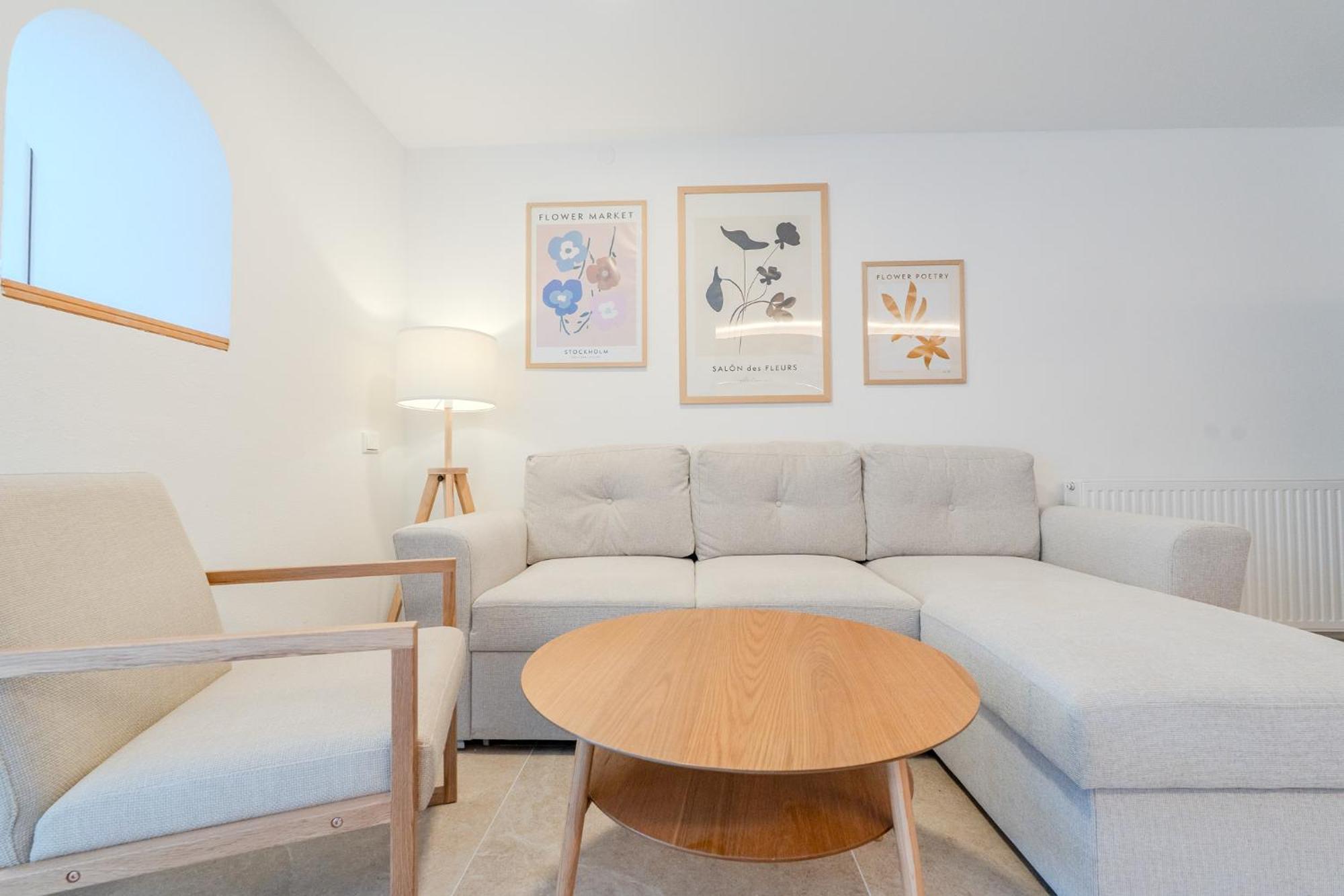 Contactless Self-check-in - Maria Theresia Apartment *
